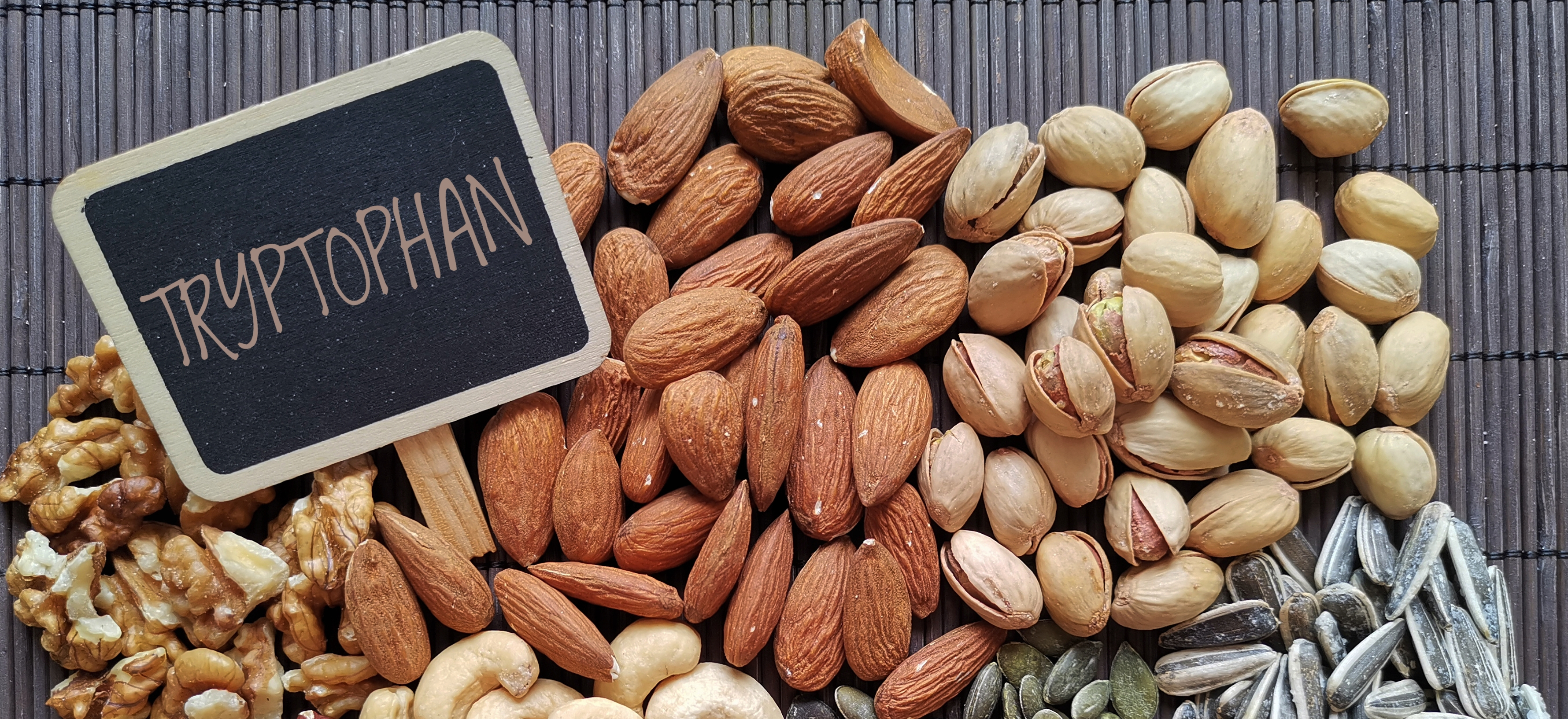 Fruit à coque pour faciliter l'endormissement